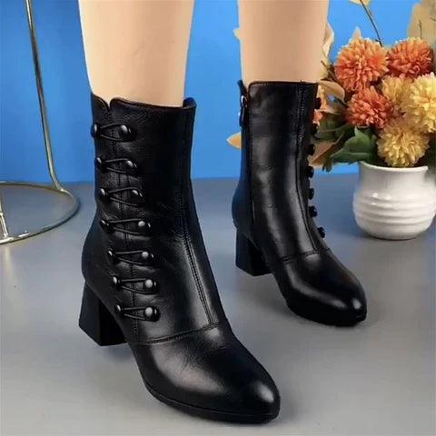 Bota Feminina Italiana em Couro - BellaVita - Inova Mix Store Bota Feminina Italiana em Couro - BellaVita